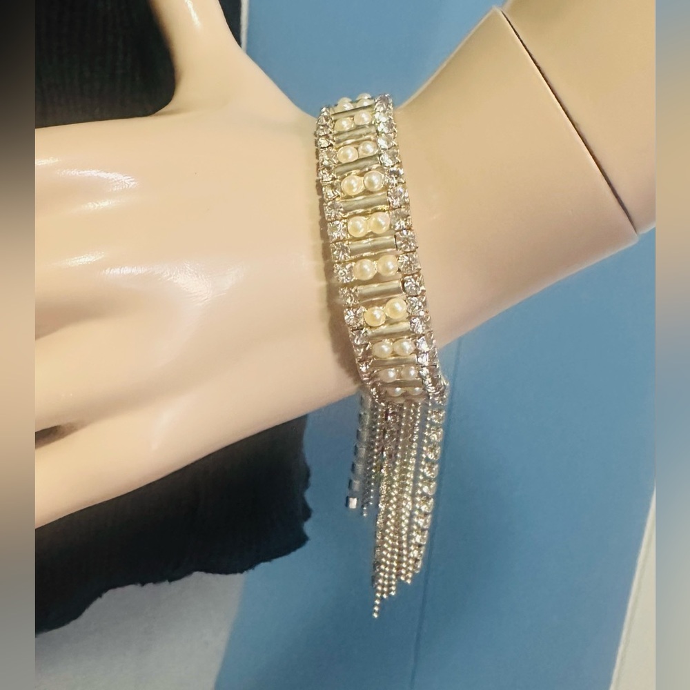 Elegant Silver Bracelet
